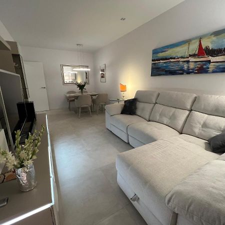 New Build Modern Ap 4 Min Walk To The Beach And Marbella Old Town Exterior foto